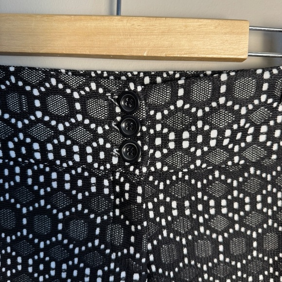 Romeo & Juliet Couture Women's Geometric‎ Pant Stretch Black Size Small - Picture 3 of 10